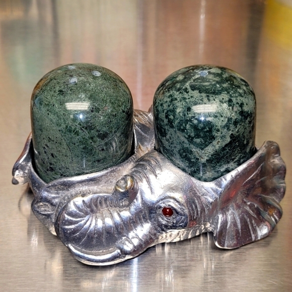 Arthur Court Vintage Elephant Salt & Pepper Shakers Aluminum Green Marble 1994 - Picture 4 of 13